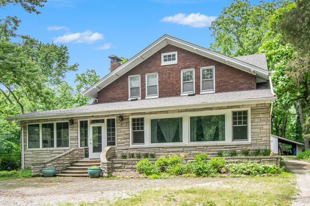 808 Waverly Road, Chesterton, IN 46304