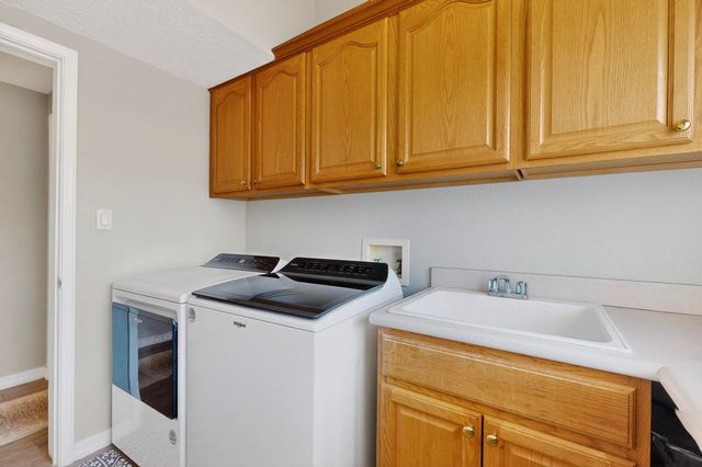 3546 Newcastle Drive SE, Rio Rancho, NM 87124