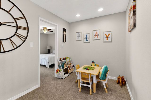 3546 Newcastle Drive SE, Rio Rancho, NM 87124