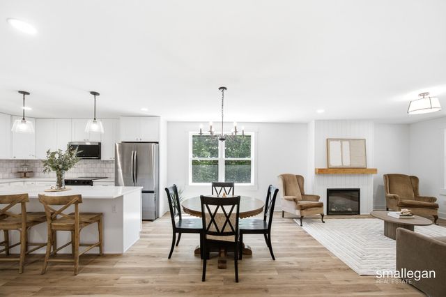 12905 Bowen Lake Drive, Gowen, MI 49326