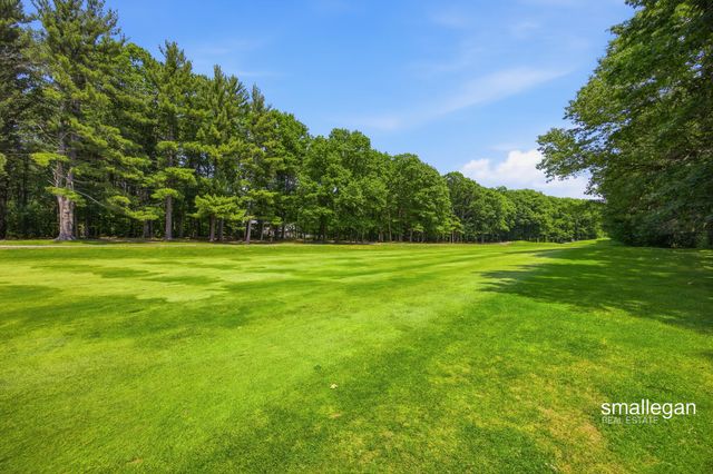 12905 Bowen Lake Drive, Gowen, MI 49326