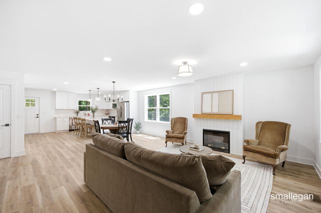 12905 Bowen Lake Drive, Gowen, MI 49326