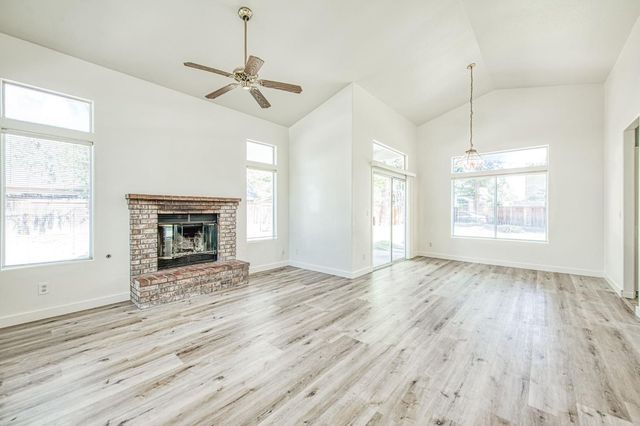 514 E Coral Pointe, Fresno, CA 93730