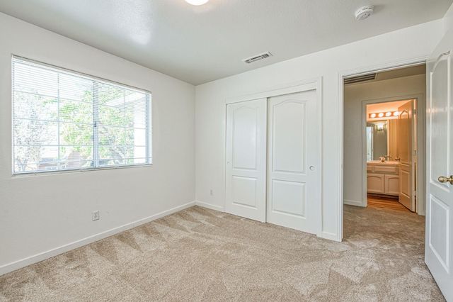 514 E Coral Pointe, Fresno, CA 93730