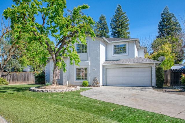 514 E Coral Pointe, Fresno, CA 93730