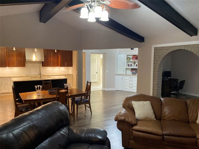 2225 Stone Creek Drive, Plano, TX 75075