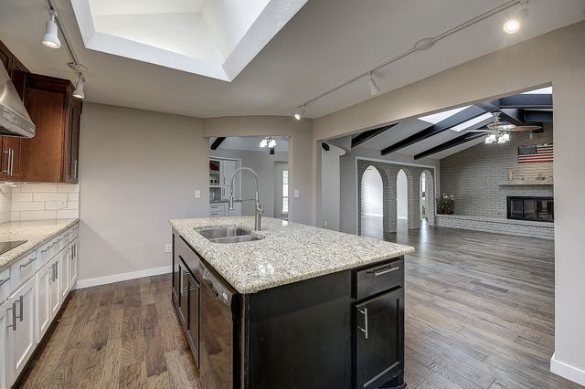 2225 Stone Creek Drive, Plano, TX 75075