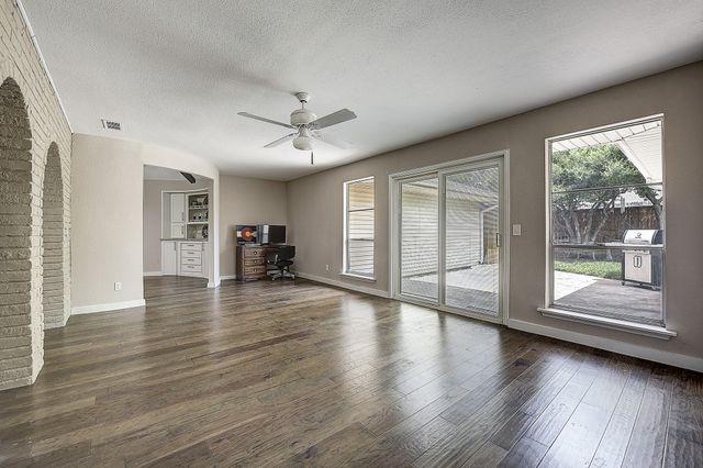 2225 Stone Creek Drive, Plano, TX 75075