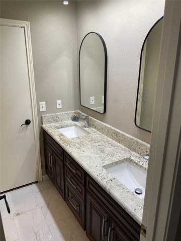 2225 Stone Creek Drive, Plano, TX 75075