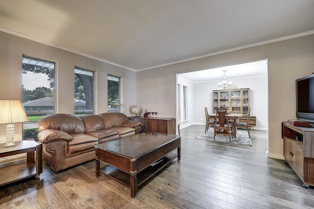 2225 Stone Creek Drive, Plano, TX 75075