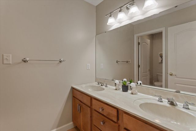 51459 Stapleford Court, Granger, IN 46530