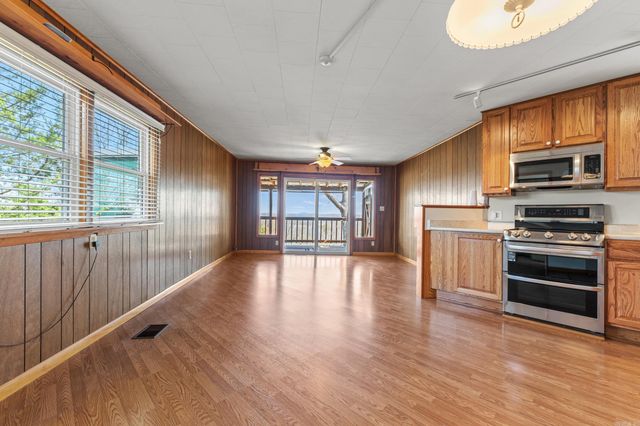 72 Sunflower Lane, Mountain Home, AR 72653