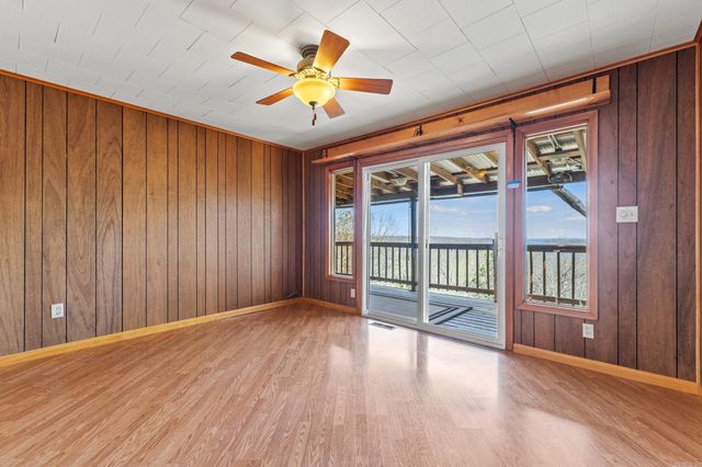 72 Sunflower Lane, Mountain Home, AR 72653