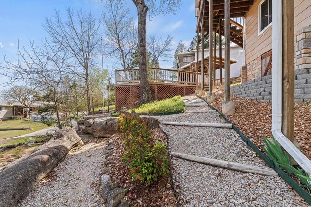 72 Sunflower Lane, Mountain Home, AR 72653