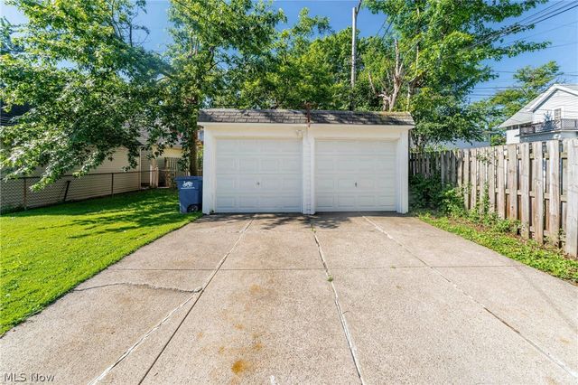 14603 Garfield Avenue, Lakewood, OH 44107