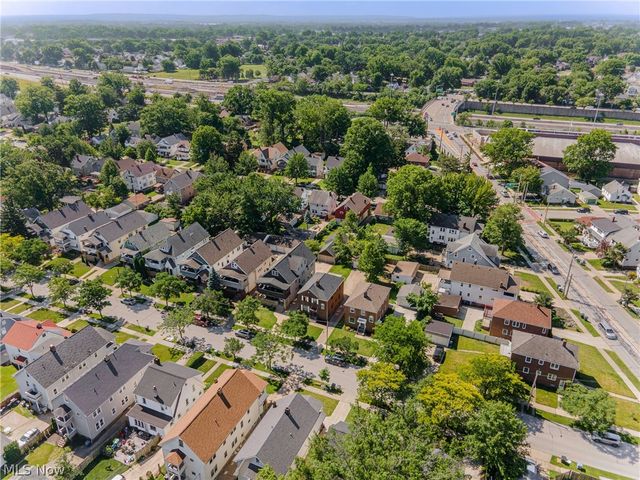 14603 Garfield Avenue, Lakewood, OH 44107