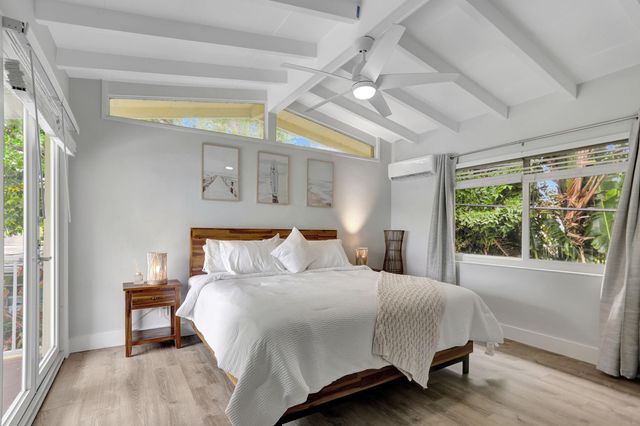 305 Hibiscus Ave, Pompano Beach, FL 33062