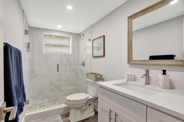 305 Hibiscus Ave, Pompano Beach, FL 33062