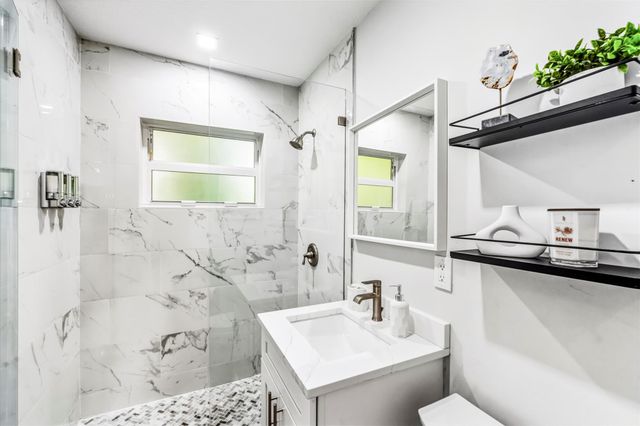 305 Hibiscus Ave, Pompano Beach, FL 33062