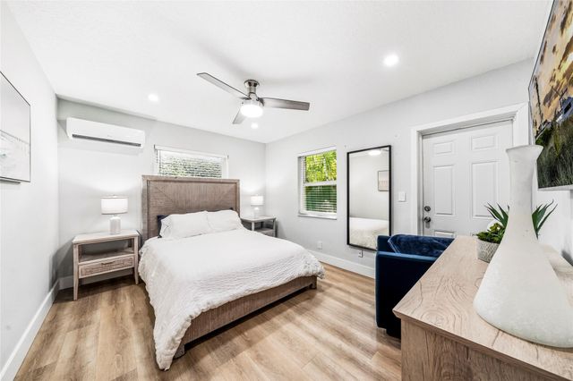 305 Hibiscus Ave, Pompano Beach, FL 33062