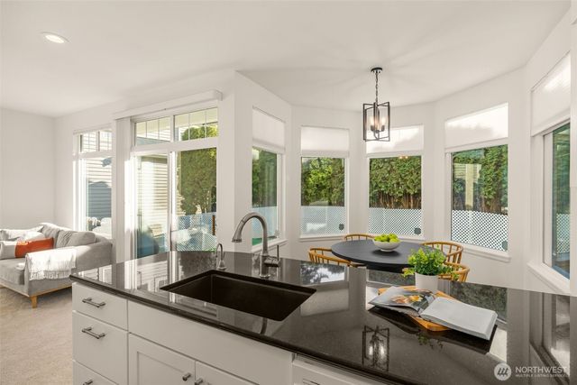 11622 114th Drive NE, Kirkland, WA 98034