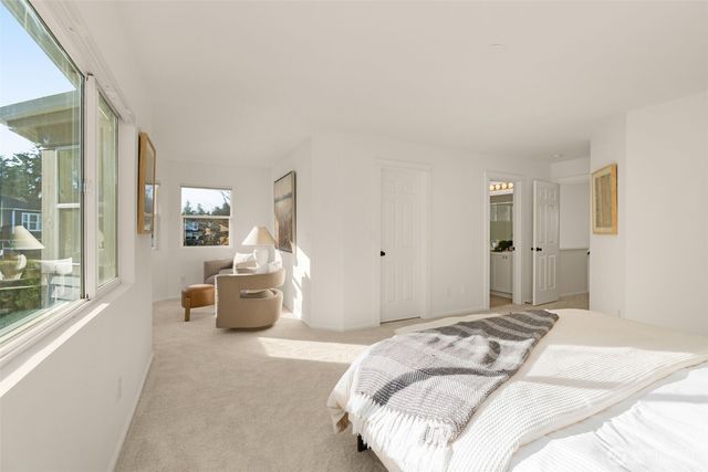 11622 114th Drive NE, Kirkland, WA 98034