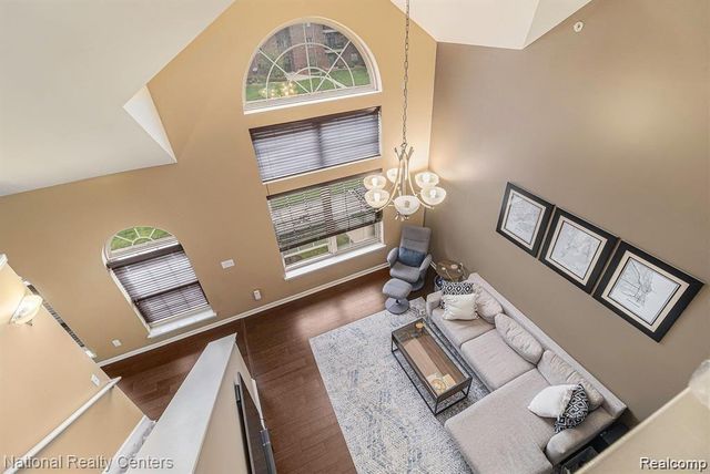 3082 Camden Drive, Troy, MI 48084