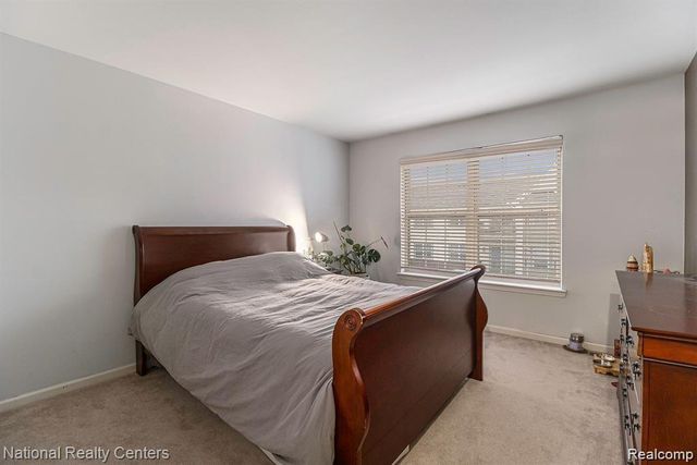 3082 Camden Drive, Troy, MI 48084