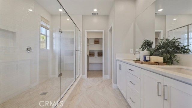 695 Guy Turner Drive, Camarillo, CA 93010