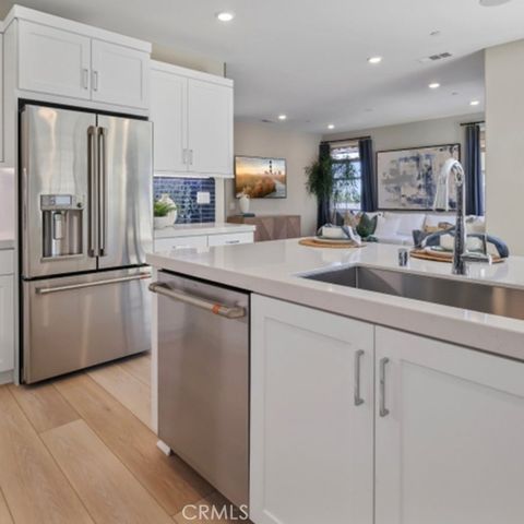 695 Guy Turner Drive, Camarillo, CA 93010