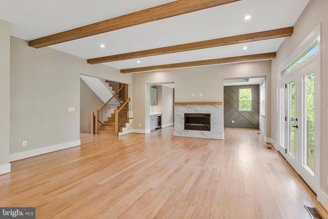 2300 MERIDIAN ST, Falls Church, VA 22046