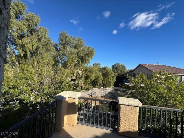 5444 Pipers Stone Street, North Las Vegas, NV 89031