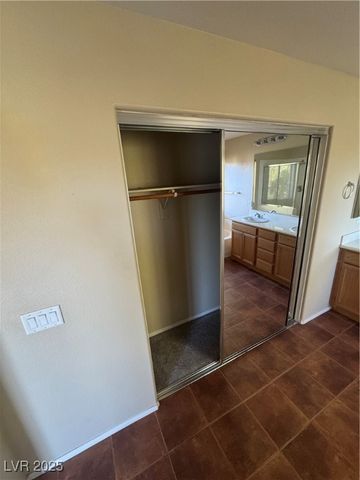 5444 Pipers Stone Street, North Las Vegas, NV 89031