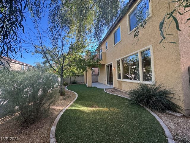 5444 Pipers Stone Street, North Las Vegas, NV 89031