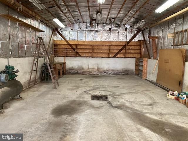 441 PINE RD, Hamburg, PA 19526