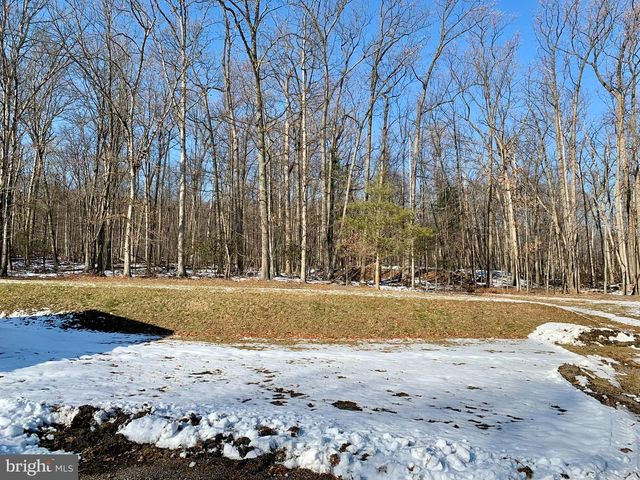 441 PINE RD, Hamburg, PA 19526