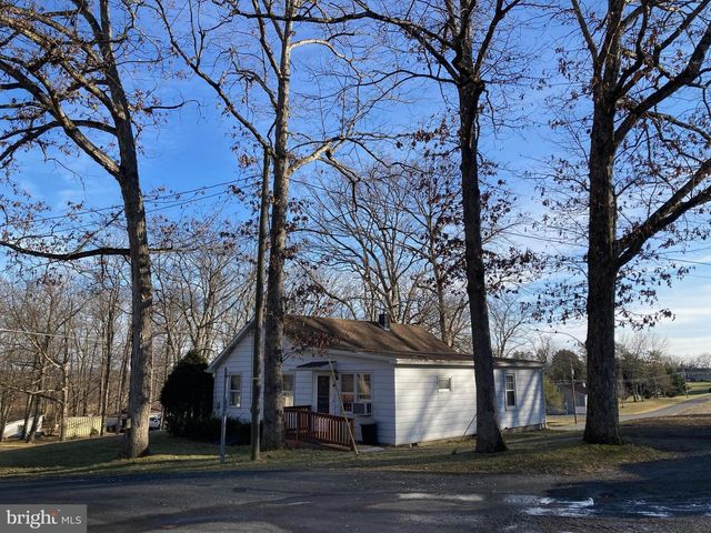 441 PINE RD, Hamburg, PA 19526