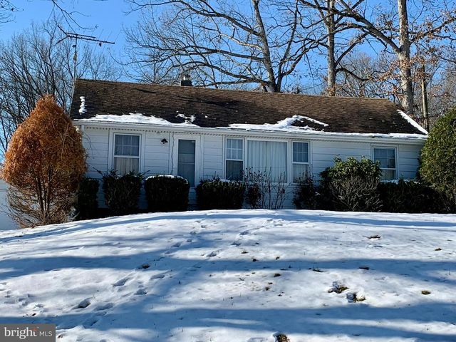 441 PINE RD, Hamburg, PA 19526