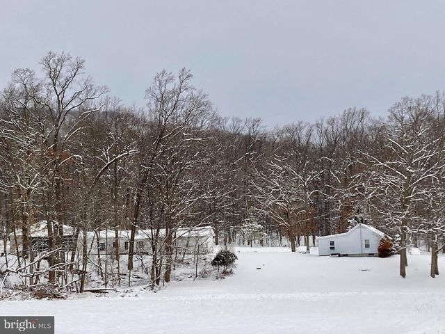 441 PINE RD, Hamburg, PA 19526