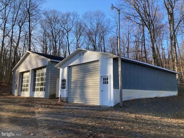 441 PINE RD, Hamburg, PA 19526