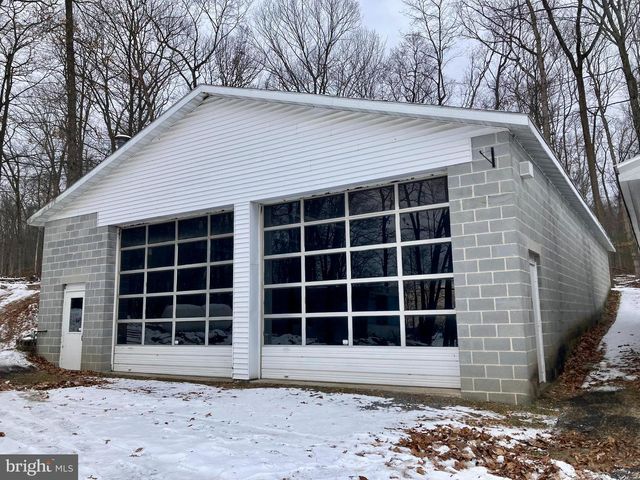 441 PINE RD, Hamburg, PA 19526