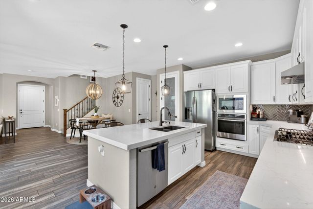 3905 E PERKINSVILLE Street, Gilbert, AZ 85295