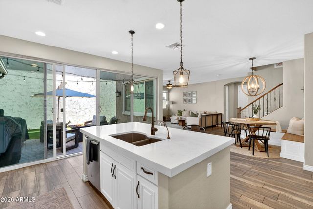 3905 E PERKINSVILLE Street, Gilbert, AZ 85295