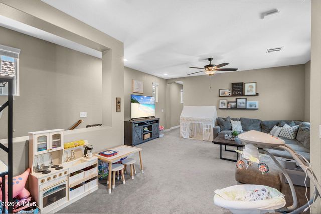 3905 E PERKINSVILLE Street, Gilbert, AZ 85295