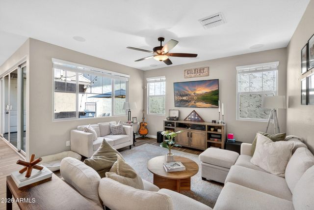 3905 E PERKINSVILLE Street, Gilbert, AZ 85295