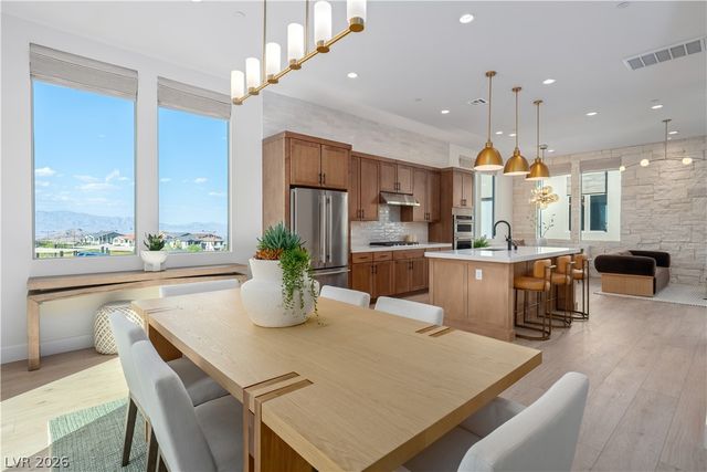 1543 Stone Perch Street, Las Vegas, NV 89138