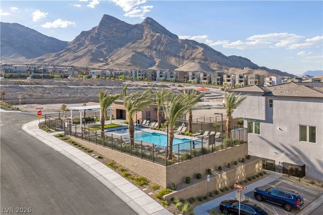 1543 Stone Perch Street, Las Vegas, NV 89138