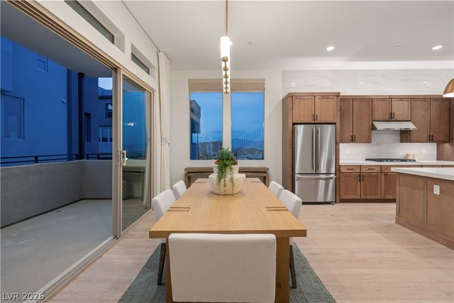 1543 Stone Perch Street, Las Vegas, NV 89138