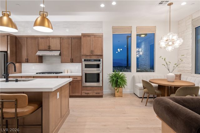 1543 Stone Perch Street, Las Vegas, NV 89138