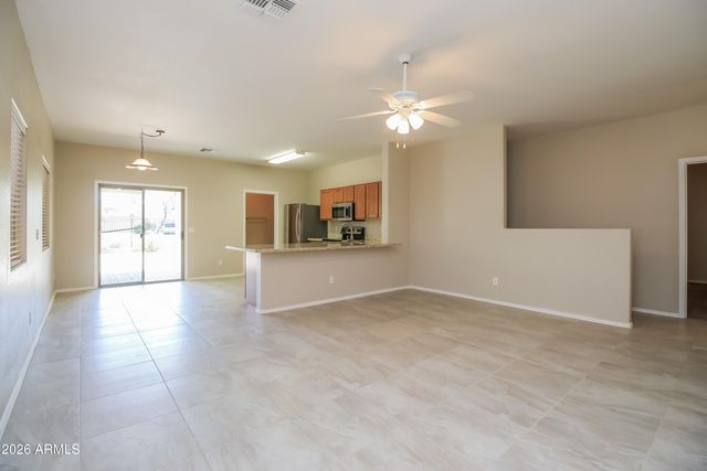 1669 E Renegade Trail, San Tan Valley, AZ 85143